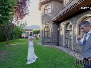 HUNT4K. Best Way to Cum. Hot sex with Sarah Kay 7/16