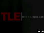 Stunning six foot tall model masturbates to an intense orgasm 1/16