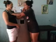 tengo muchos antojos pero no consigo nada en la nevera, mejor quítamelos tu 9/16