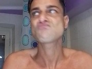 Francesco Mancino si fa la barba e parla dei suoi gusti sessuali (ITA Napoletano) 15/16