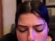 Me provocó jugando en tanga y me tuvo que hacer una mamada con mucha saliva 14/16