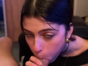 Me provocó jugando en tanga y me tuvo que hacer una mamada con mucha saliva 9/16