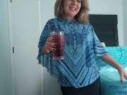 Little Litttle Linda failed at dinner. Can she make up in the bedroom? 1/16