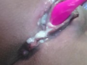 safadinha batendo uma siririca até escorrer o melzinho 8/16