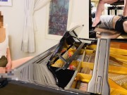 ピアノを弾きながらM男をヒールでいじめて背面座位で演奏♪ 5/16