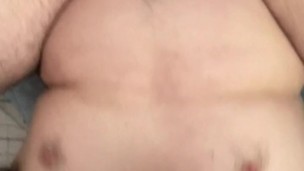 Follando a mi novio mientras salta su leche