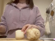 家に帰ってから1分で生挿入、みまくってそのまま立ちバックして中出しセックス-日本人/素人カップル/個人撮影/巨乳 1/16