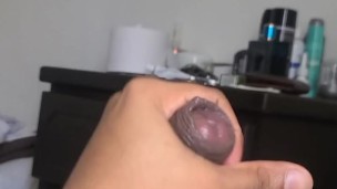 Fast handjob and hardcum