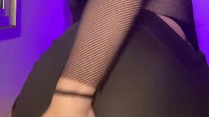 Worship my big latina ass ♡ (more on Fansly)