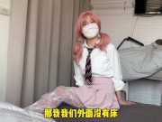 撕碎肥臀女的白丝袜，粉色嫩穴湿湿嗒嗒 3/16