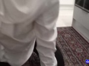 ديوث مصري تستدعي صديق ابنها سالم العنتيل ليقوم بالواجب وقت ما زوجها فالشغل 6/16