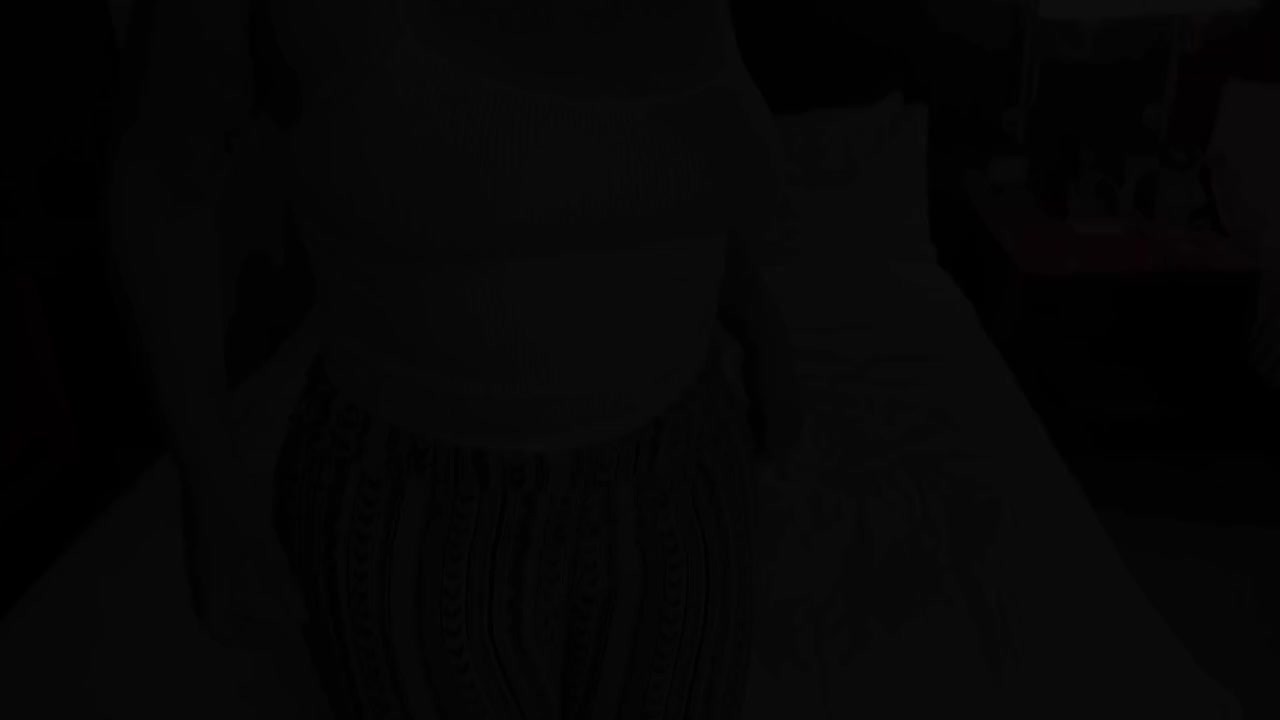 Casting Curvy: Nude Modeling With My Insanely Thick Step Sis - RedTube