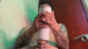 I massage my penis with my penis vibrator until I cum❌❌❌