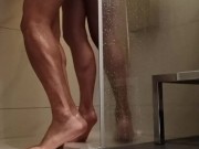 Üvey ablamı gizlice izlerken birlikte duş almayı teklif etti