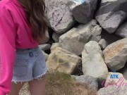 Vacation fun, taking amateur Serena Hill to the beach getting a blowjob and playing with her in the 7/16