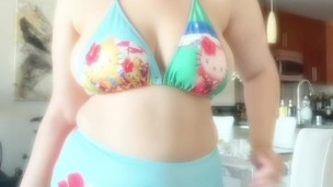 SEXY EGIRL VANILLA FAITH ARDALAN HELLO KITTY BIKINI ハローキティ キティ