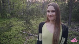 Sexy nymphomaniac in the forest made me cum in her mouth