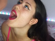 Minha vizinha gostosa recebe gozo na cara ¡ela adora! 7/16