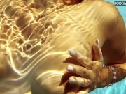 French model enjoys herself underwater 14/16