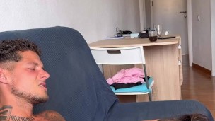 LittleFeet Use His BF Cock To Eat Yogurt And Coffee With His Cum💦