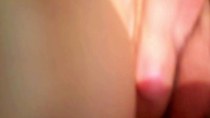 Rubbing My Pussy to the Rhythm of the Beat!