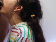 A minha vizinha putinha adora vir em casa fazer uma garganta profunda no meu pau 13/16