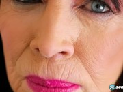 Sexy MILF Christina Starr Has A Surprise for You 1/16