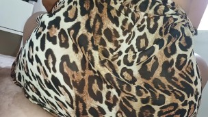 big pussy swallowing the pervert's hard cock, ejaculating deliciously