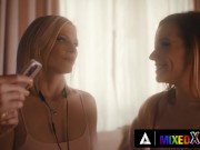 Hot Stepsisters Fuck Each Other On Their Last Day 7/16