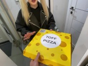 An 18-year-old courier lost an order, but found a surefire way to avoid getting fired. 2/16