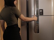 POKED Almendragala destroza una verga para solucionar sus finanzas 1/16