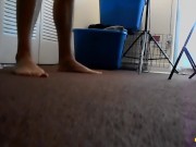 Hunk Jeff Drizzle Got His Cock Throbbing During Foot Play 3/16