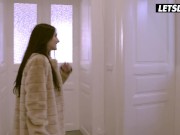 Buxom Babe Crystal Greenvelle Enjoys DP with Big Dick Strangers - LETSDOEIT 1/16