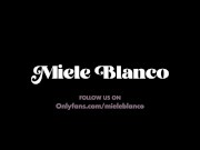 il Fotografo mi tocca la FIGA durante il Servizio Fotografico - AMATORIALE ITALIANO Miele Blanco 1/16