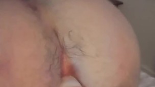 Dakota le hace pegging a un sumiso, su primer anal femdom