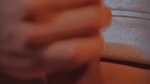 Me masturbo frente de cámara