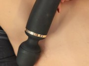 JOI - Mi masturbo poi SQUIRTO E TI ORDINO DI SBORRARE (vedi cadere le tue gocce di sperma su di me) 3/16