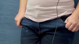 clit for brains pet wets herself