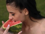 Bombshell model Fibi sneaks into Vanessa Alessia's secret garden 14/16