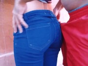 Fodendo o cuzinho da empregada gostosa no fim do expediente ao ar livre 3/16