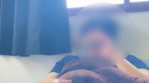 朝ムラムラして学校に行く前にオナニーをする