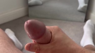 Hot Guy masturbates in front of mirror