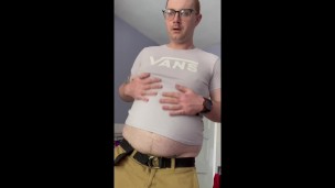 gainer piggy trying on tight clothes