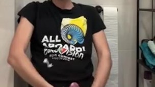 cum fountain explosion after watching eurovision