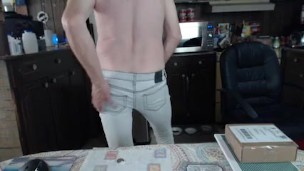 Super tight jeans make me hard!
