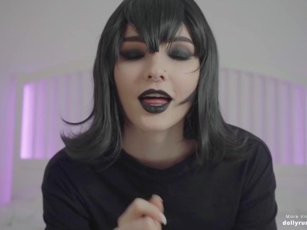 Mavis is a vampire, and this means that she sucks the cock very well / Dolly Rud