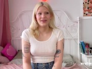 Ersties - Sexy Blonde Lizzy Gets Off With Dildo 10/16