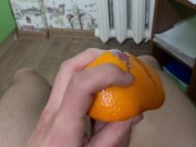 Порвал цитрус своим членом | Нежно потёр | Кончил в апельсин - Screenshot 15 of 16 - кончил