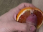 Порвал цитрус своим членом | Нежно потёр | Кончил в апельсин - Screenshot 5 of 16 - кончил