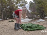 A gorgeous blonde without panties is assembling a tent. For lovers of peeping 12/16